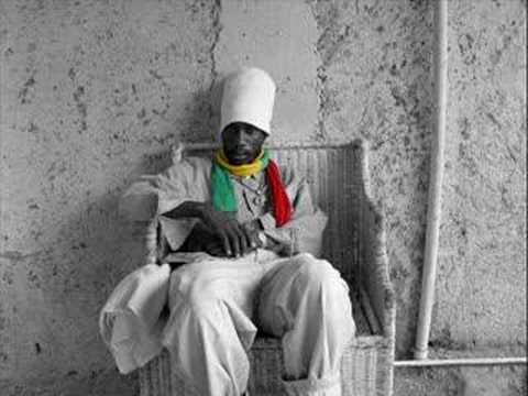 Sizzla – Dry Cry