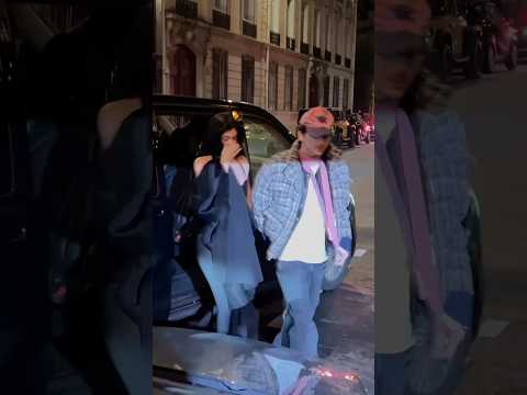 We are keeping up with Kylie Jenner and Timothée Chalamet’s Paris date night.(🎥: E.CHOC / BACKGRID)