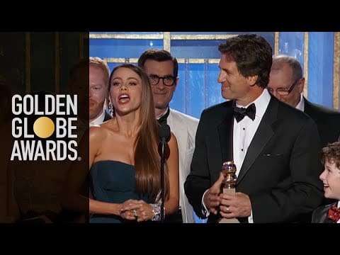 Modern Family Wins Best TV Series Comedy  or Musical – Golden Globes 2012