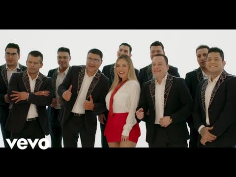 Aarón Y Su Grupo Ilusión, Chiquis – Sólo Quédate En Silencio