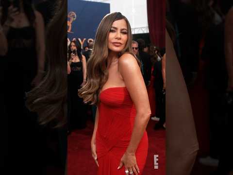 “Stunning. Beautiful. Gorgeous” Sofia Vergara!! 👏 #emmys #sofiavergara #livefrome #glambot #bts