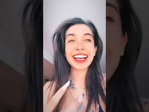 MARIA BECERRA HABLA SOBRE EL VIDEO DE “QUÉ MÁS PUES?”