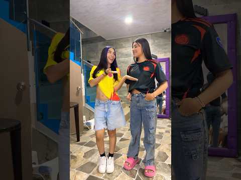 Kim reacciona al baile 🩷🥹 #feid #musica #music #humor #videoviral #amigas #amor #love