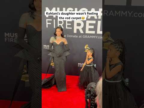 Kehlani’s daughter wasn’t feeling the red carpet🥹