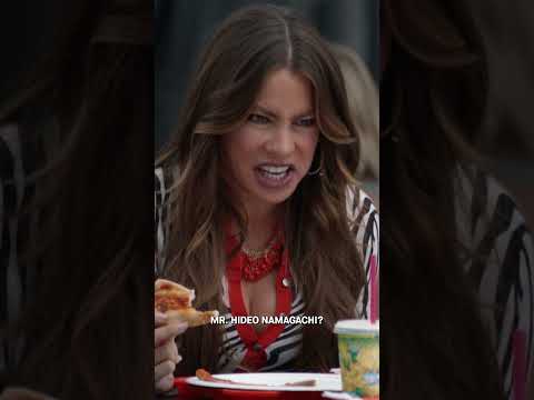 a-pregnant-gloria-struggles-to-fit-in-her-clothes-modernfamily-tbs.jpg A Pregnant Gloria Struggles to Fit in Her Clothes 🤰 #ModernFamily | TBS