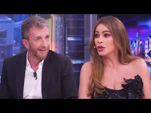 sofia-vergara-claps-back-at-interviewer-poking-fun-at-her-english.jpg Sofia Vergara CLAPS BACK at Interviewer Poking Fun at Her English