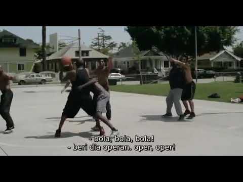 Bad Ass Movie Clip – Frank Vega (Danny Trejo) beat up some people who were playing basketball