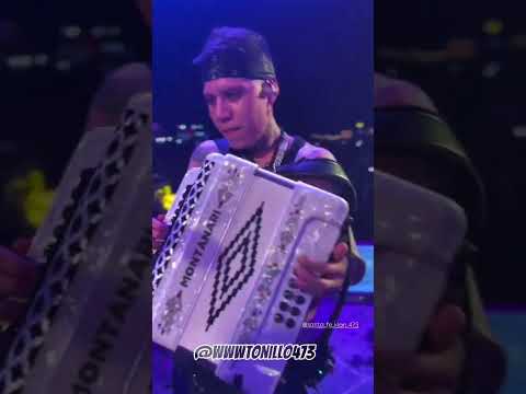 @SantaFeKlanOfficial @473_music santa fe klan #consierto #cumbia 🇲🇽🔥🎶🪗