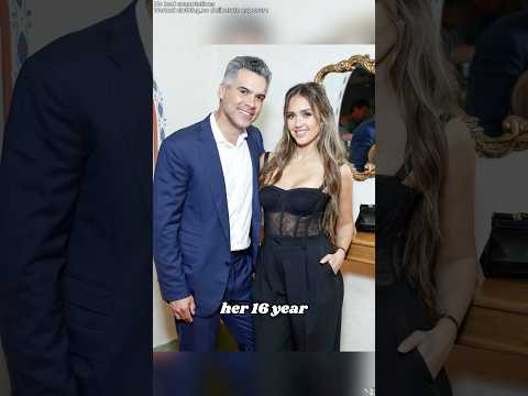 No wonder Jessica Alba looks even more glamorous post-divorce.#shorts #JessicaAlba #CashWarren #kid