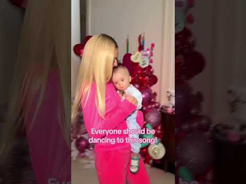 So moved by @Cat.Janice  s strength, grace and resilience in her cancer battle| Paris Hilton