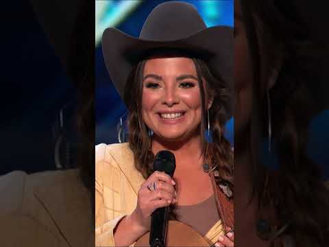 Sofia Vergara is Simon Cowell’s translator 🤣