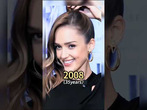 Right Here Waiting #JessicaAlba . 🔥😱