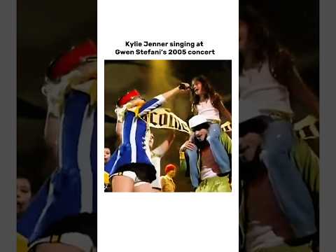 Kylie Jenner singing at Stefani’s 2005 concert #kyliejenner #viralvideo #shorts