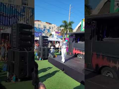 #Vikina @ #305Days Miami, Fl https://www.instagram.com/vikinamusic/?hl=en #gonnahappen