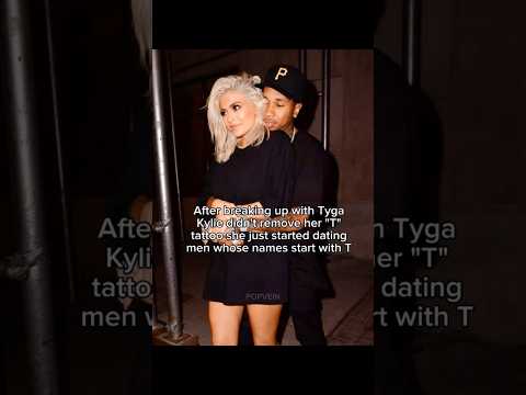 Kylie Jenner never removed her T tattoo , she just started dating men whose names start with T 😭🩷
