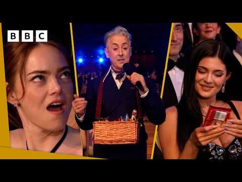 Hollywood stars try British snacks at the BAFTAs 🤩🍿 | BAFTA Film Awards 2026  – BBC