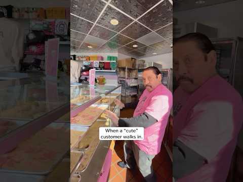 When a cute customer walks in 🐶😍🥰 #TrejosDonuts #DannyTrejo