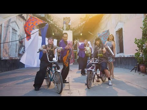 Los Ángeles Azules, Santa Fe Klan, Cazzu – Tú y Tú (Video Oficial)