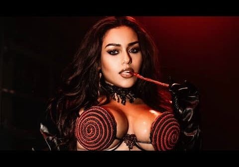 Gabby B &#8211; Lickorish (Official Visualizer)