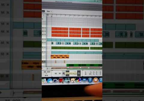 Making beats | Boom bap beat dark | Gangstarr type beat with scratched hook | My Words
