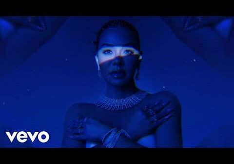Chiquis – Soy De Esas (Visualizer)