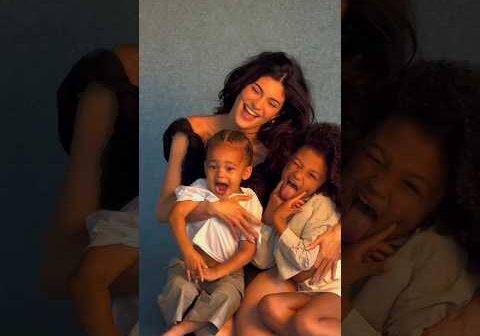 Kylie Jenner’s Cute Poses With Arie And Stromi For “British Vogue” 🫣#shorts