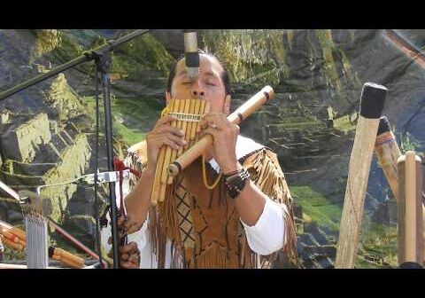 despacito-on-pan-flutes-by-luis-martos-2019-surrey-fusion-festival-surrey-bc-canada.jpg Despacito on pan flutes by Luis Martos @ 2019 Surrey Fusion Festival, Surrey, BC, Canada