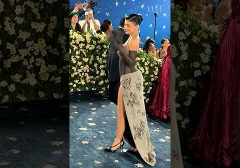 Kylie 2025 met gala look new viral video #kyliejenner #viralshort #viralvideo #trending #shorts