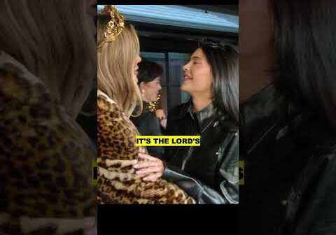 Was it supposed to be regal? 😠 Kylie Jenner