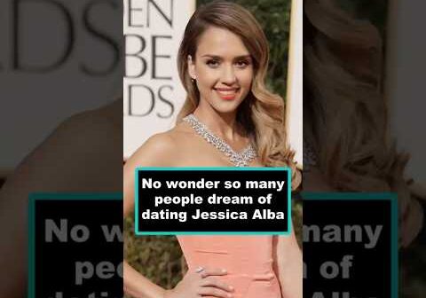 No wonder so many people dream of dating Jessica Alba #jessicaalba #hollywoodbuzz #ytshorts #youtube