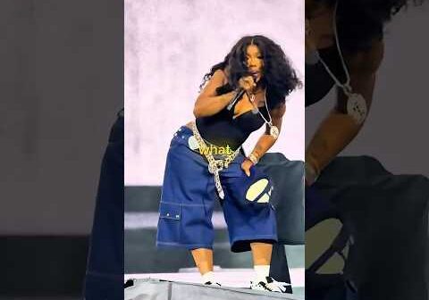 Kendrick & SZA  Just Froze the Whole Crowd 🔥🐐 #kendricklamar #sza #shorts