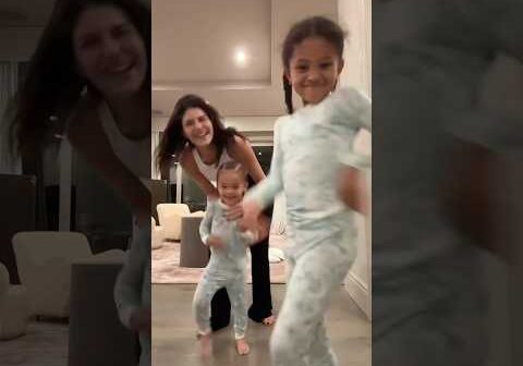 Kylie Jenner with her kids 😍 #kyliefashion #goviral #newshorts #viralshorts #trendingshort #fashion