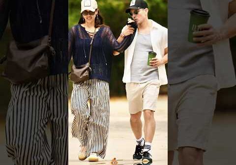 Jessica Alba & Danny Ramirez Pack on the PDA in Australia 🇦🇺❤️ #JessicaAlba #DannyRamirez