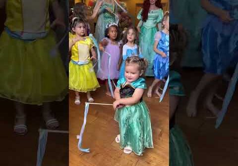 Savage 😅😂😍 #birthday #party #toddler #mom #toddlerpov #cute #shopping #princess