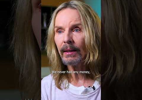 Tommy Shaw’s favorite song to play live. #shorts