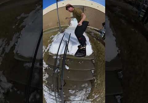🏂 Handrail Selfies 🤳🏼 with Danimals #snowboarding #selfie #shorts