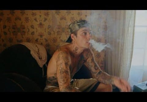 SZA – Snooze feat. Justin Bieber (Music Video)